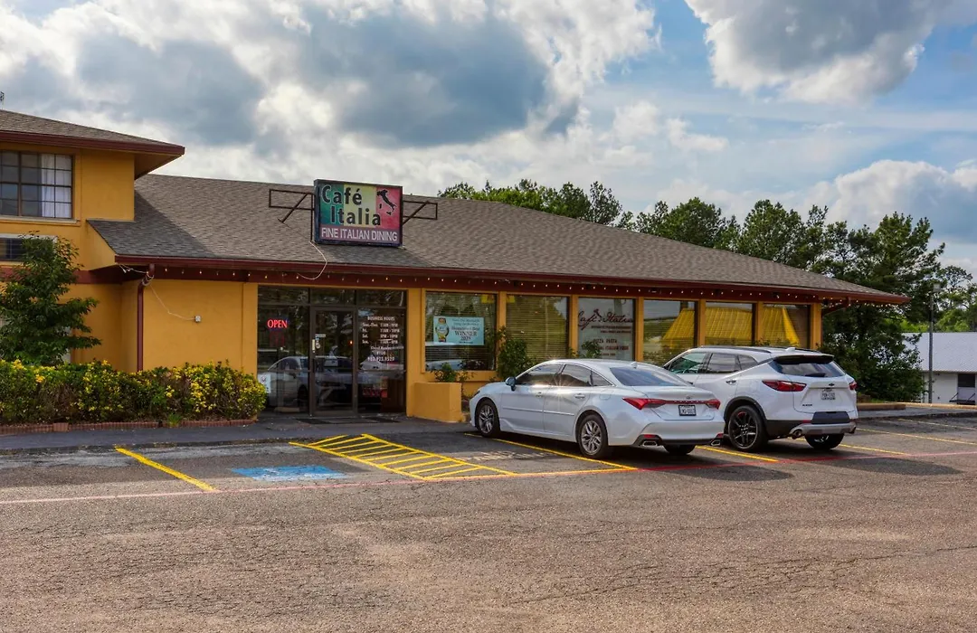Executive Inn & Suites-1